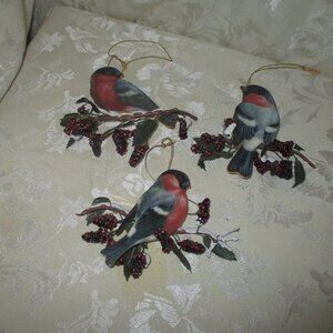 Bradford Exchange 2001 Winter Garden Feathered Friends Christmas Ornament 3